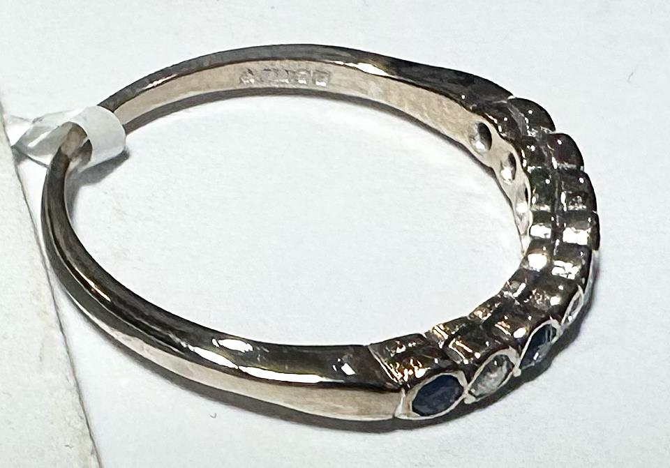 18ct yellow gold diamond and sapphire ring, size M, featuring a sparkling gemstone design on a sleek band.