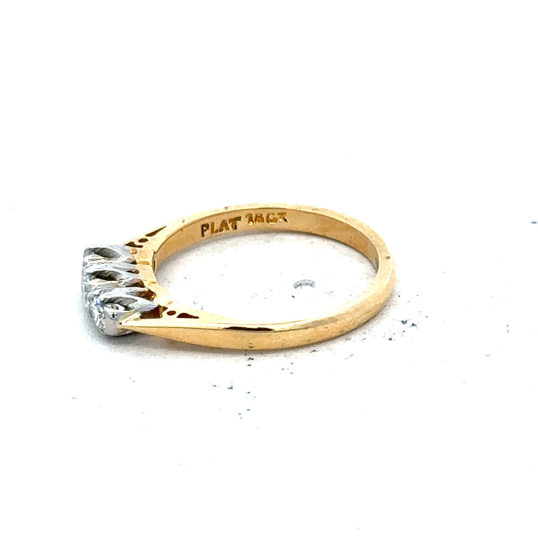 18ct yellow gold diamond ring, size J, featuring sparkling diamonds, weighs 2.5g, unbranded jewelry piece.
