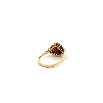 18ct yellow gold diamond ring in size J featuring a sparkling diamond, unbranded jewelry for elegant style.