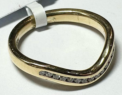 18ct yellow gold diamond ring in size K with sparkling diamonds, showcasing elegant fine jewelry craftsmanship.