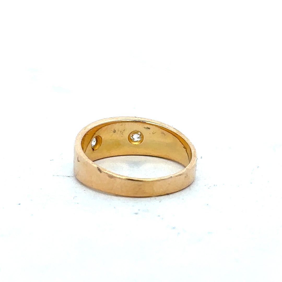 18ct yellow gold diamond ring in size K with sparkling diamonds, featuring a classic, elegant design.