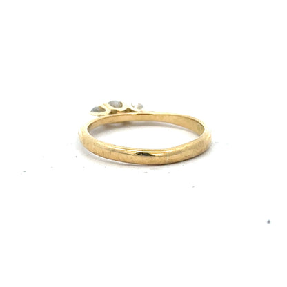 18ct yellow gold diamond ring in size L, featuring a sparkling diamond setting and a sleek, elegant band.