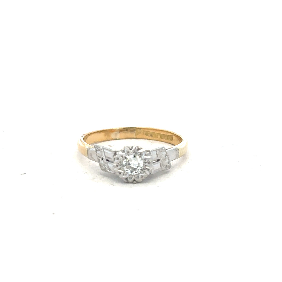 18ct yellow gold diamond ring in size L with sparkling diamonds, unbranded, showcasing a elegant and classic jewelry design.
