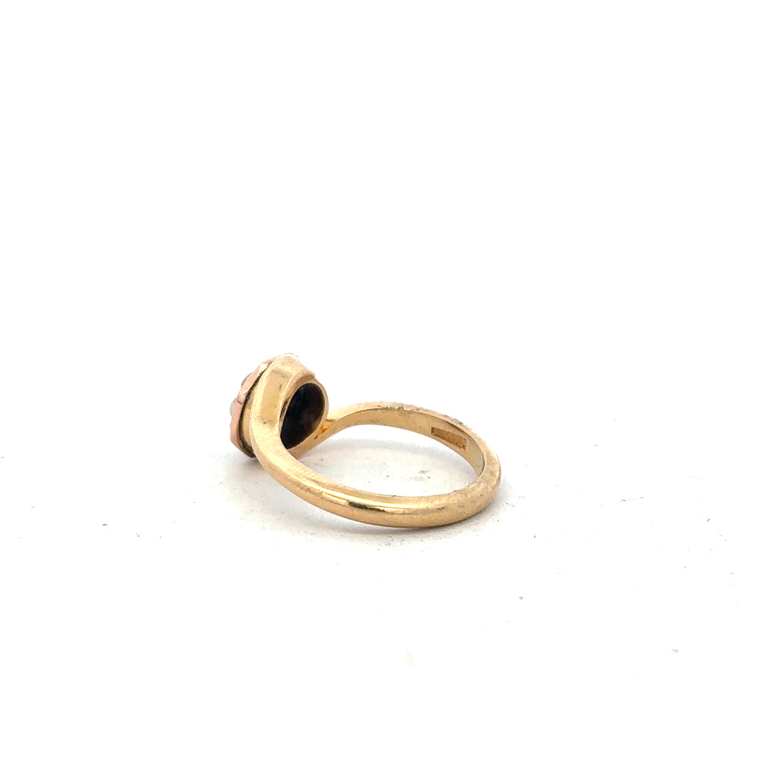 18ct yellow gold diamond ring in size L, featuring a sparkling diamond setting and elegant design.