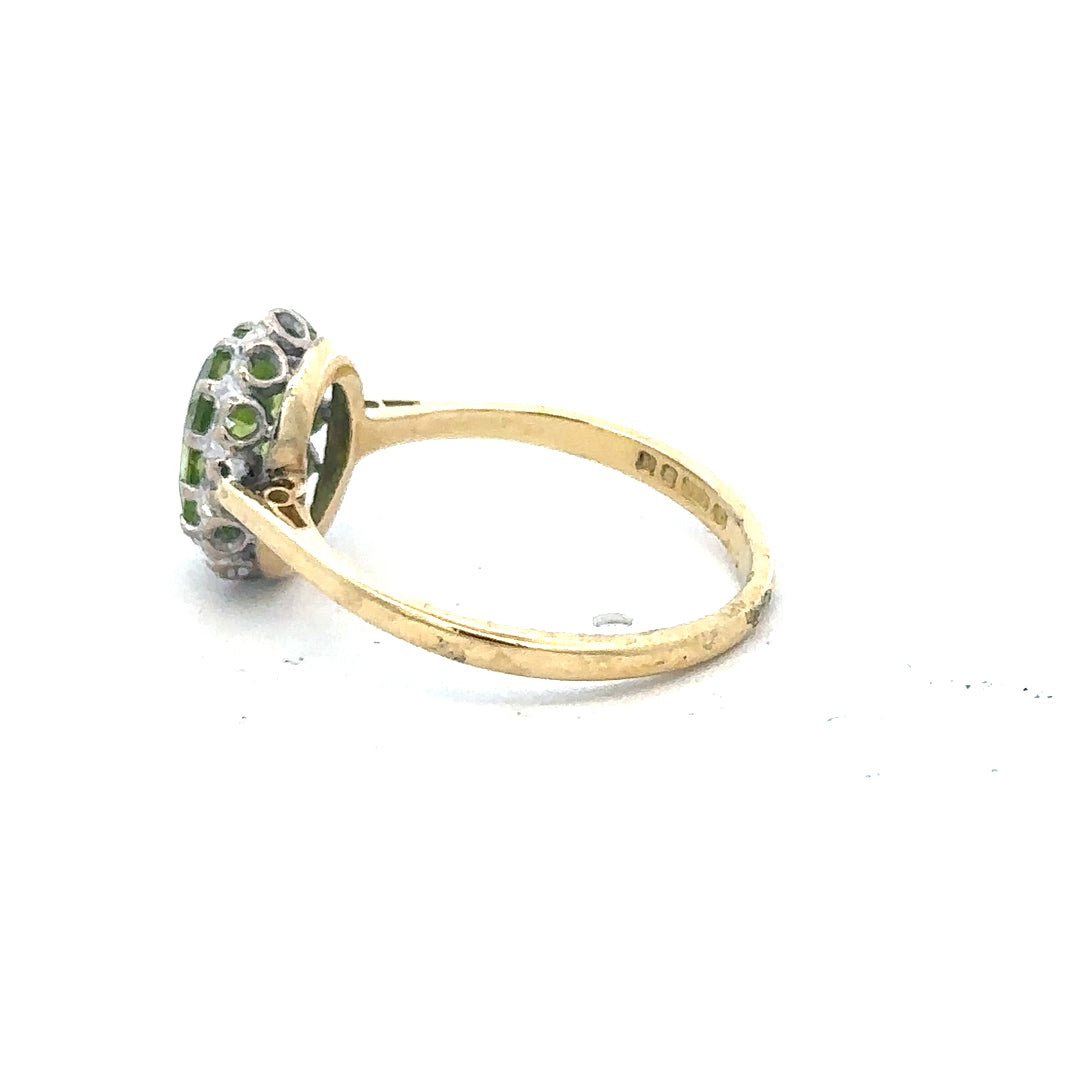 18ct yellow gold diamond ring in size L, featuring a sparkling diamond centerpiece, unbranded jewelry for elegant style.