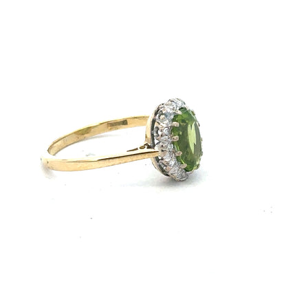 18ct yellow gold diamond ring in size L with sparkling diamonds, unbranded jewelry piece featuring elegant craftsmanship.