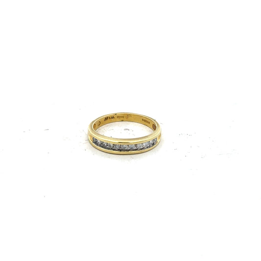18ct yellow gold diamond ring in size L with sparkling diamonds, unbranded, showcasing a elegant, classic jewelry design.