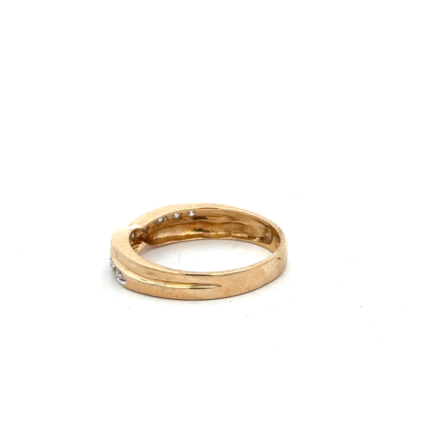 18ct yellow gold diamond ring in size N featuring a sparkling central diamond and elegant band design.