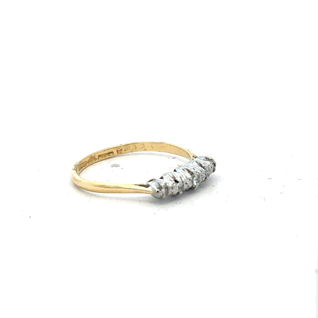 18ct yellow gold diamond ring in size N, featuring a sparkling diamond set in a classic band design.