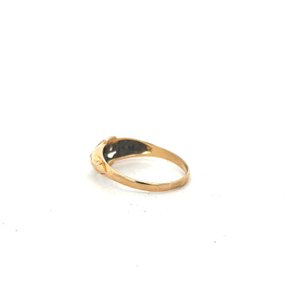 18ct yellow gold diamond ring in size O with sparkling diamonds, elegant jewelry piece, unbranded style.
