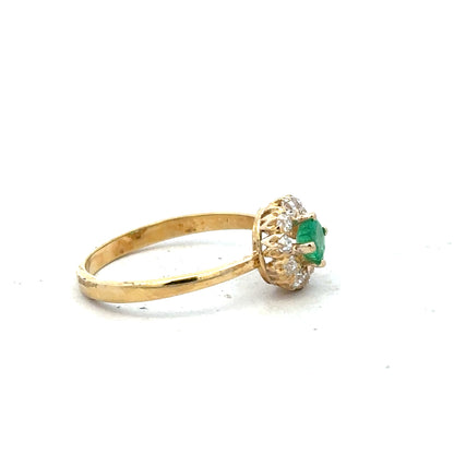 18ct yellow gold diamond ring in size P1/2, featuring a sparkling diamond set in a classic band.
