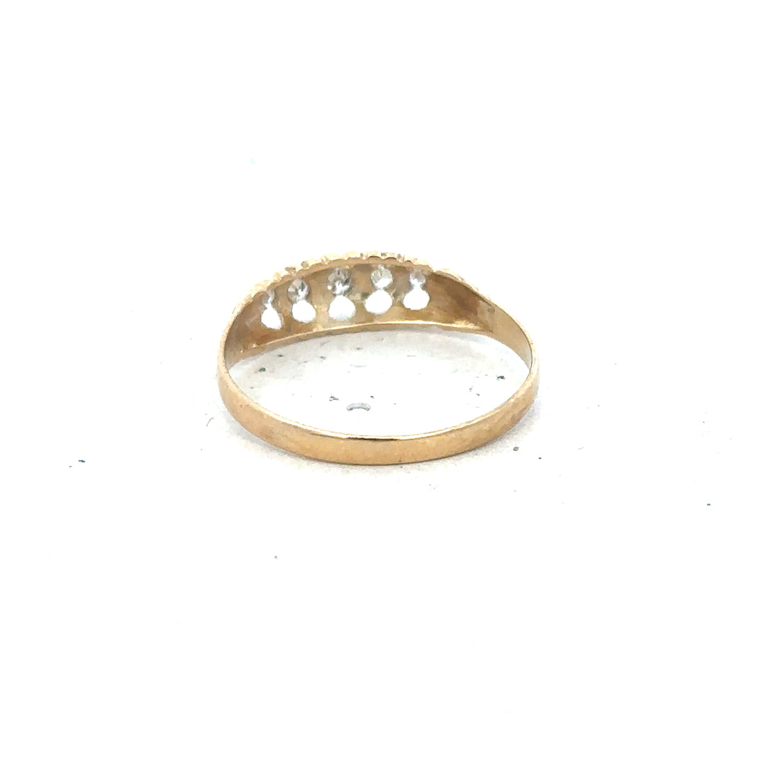 18ct yellow gold diamond ring in size S with sparkling diamonds, showcasing elegant jewelry design.
