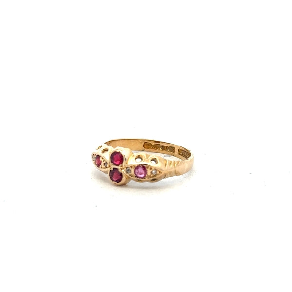 18ct yellow gold ring in size M with a smooth band, unbranded, designed for elegant wear.