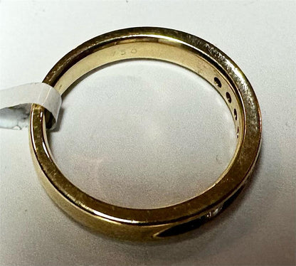 18ct yellow gold sapphire and diamond ring in size N, featuring a central sapphire surrounded by sparkling diamonds.