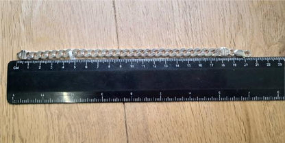 925 silver curb bracelet weighing 26g and measuring 20.5cm, featuring a classic linked chain design, unbranded jewelry accessory.