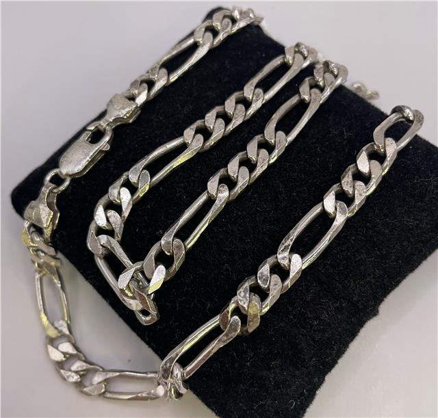 925 silver figaro chain, unbranded, with interlocking links, showcasing a polished, durable jewelry chain design.