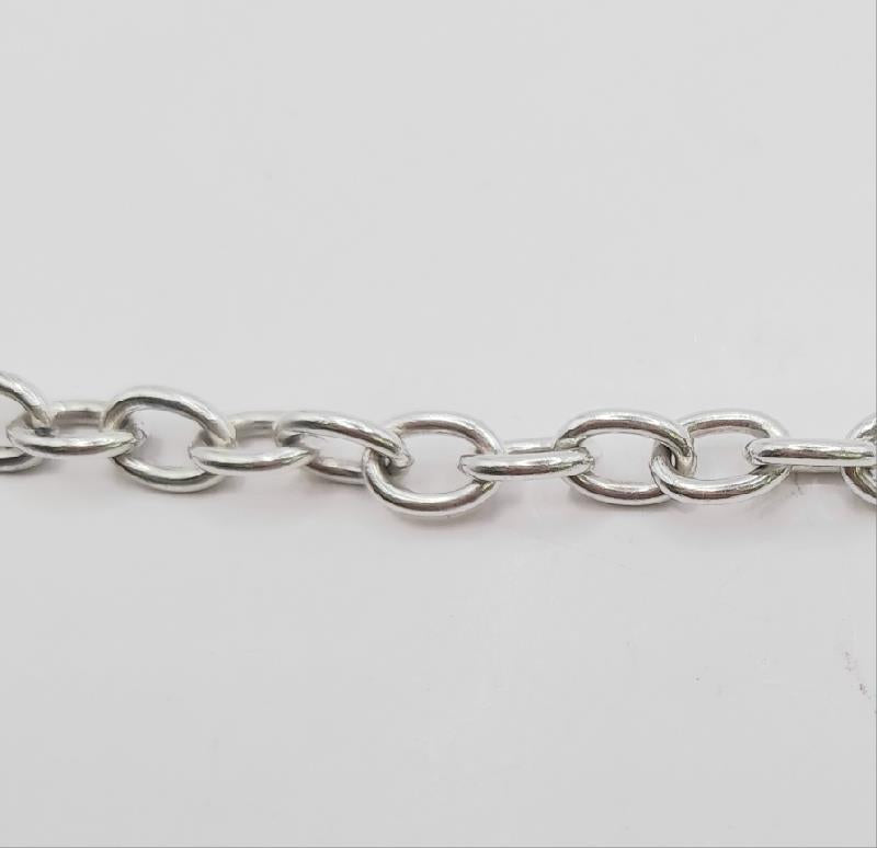 925 silver heart chain weighing 29.7g, featuring a delicate design, perfect for elegant jewelry accessories.