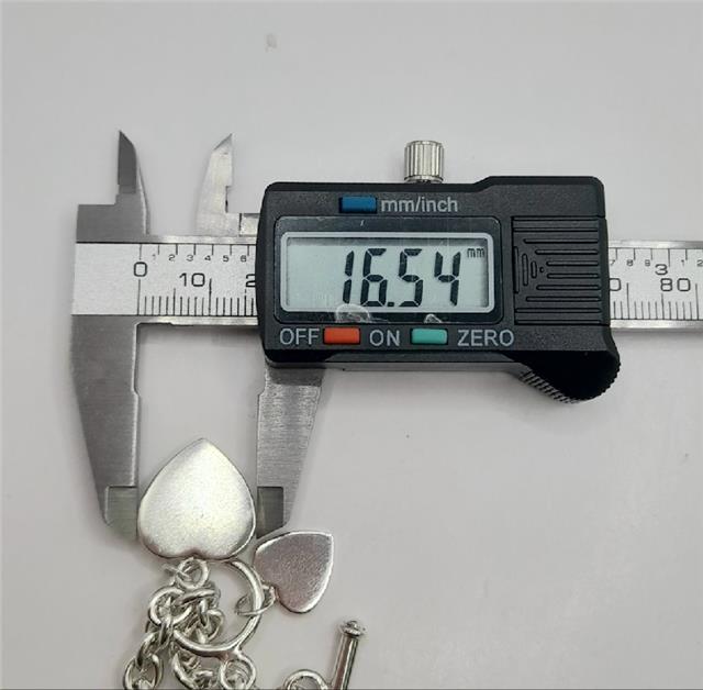 925 silver heart chain, 16cm length, unbranded jewelry with detailed heart links, weighing 37.9g.