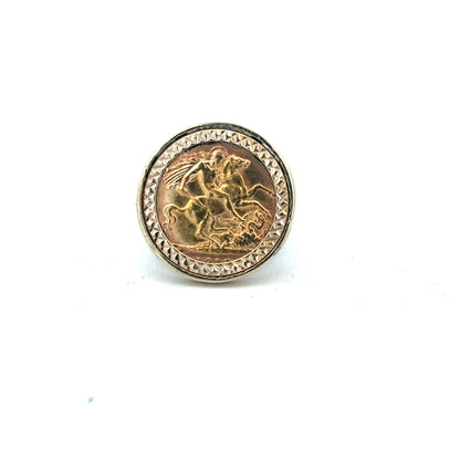 9ct gold 1914 half sovereign ring in size R1/2, featuring vintage coin design and unbranded craftsmanship.