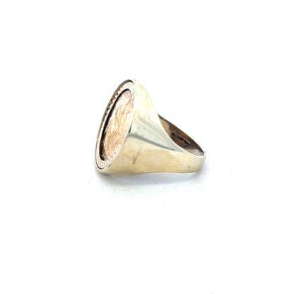 9ct gold 1914 half sovereign ring in size R1/2 featuring detailed vintage coin design, unbranded jewelry ring.