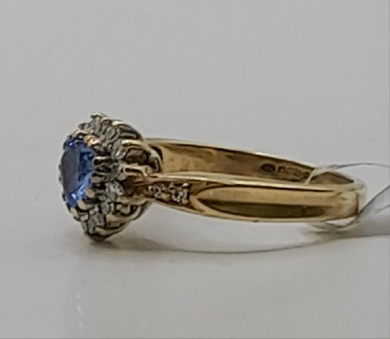 9ct diamond ring in size J1/2 with a 2.8g weight, featuring sparkling diamonds and a sleek band design.