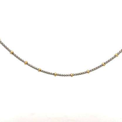 9ct gold chain weighing 5.6g, unbranded, with a sturdy link design, shown in a close-up view.