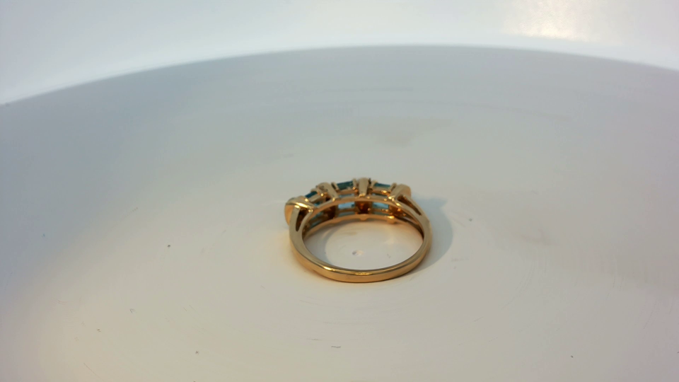 9ct gold ring in size L1/2, unbranded, featuring a simple band design.