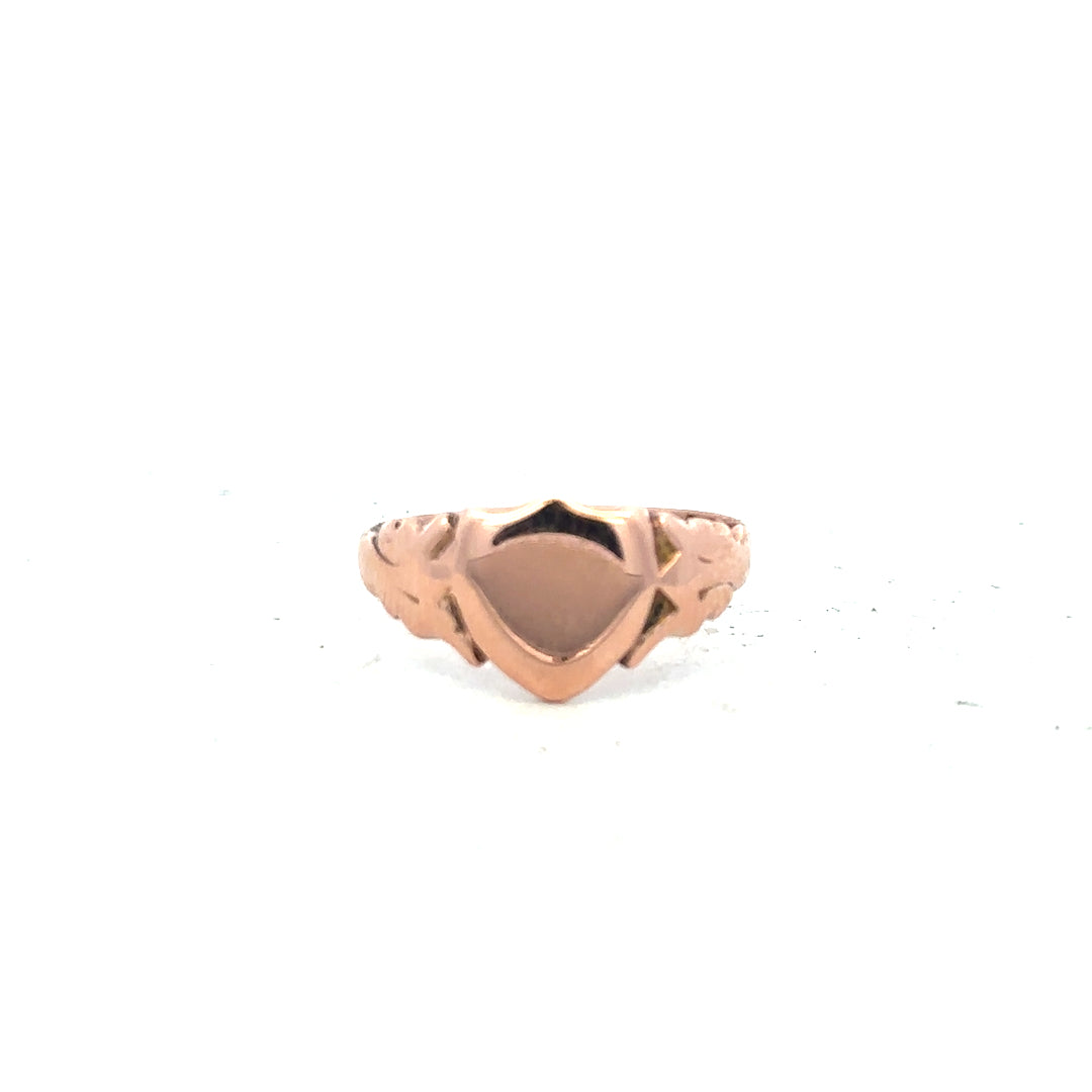 9ct gold ring size O with a smooth band, unbranded jewelry piece showcased in a clear product image.