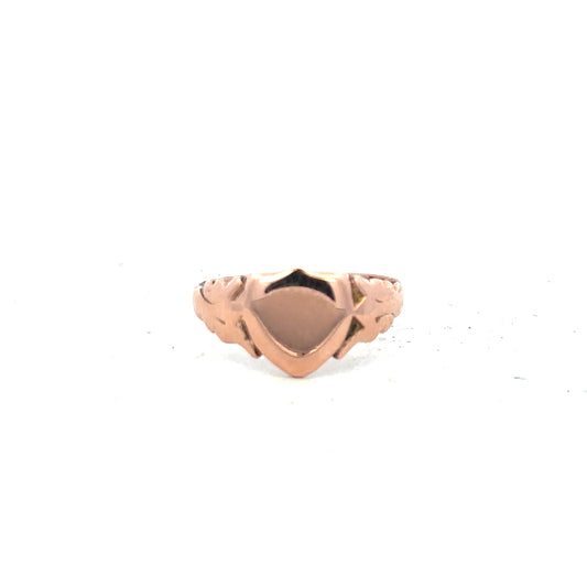 9ct gold ring size O with a smooth band, unbranded jewelry piece showcased in a clear product image.