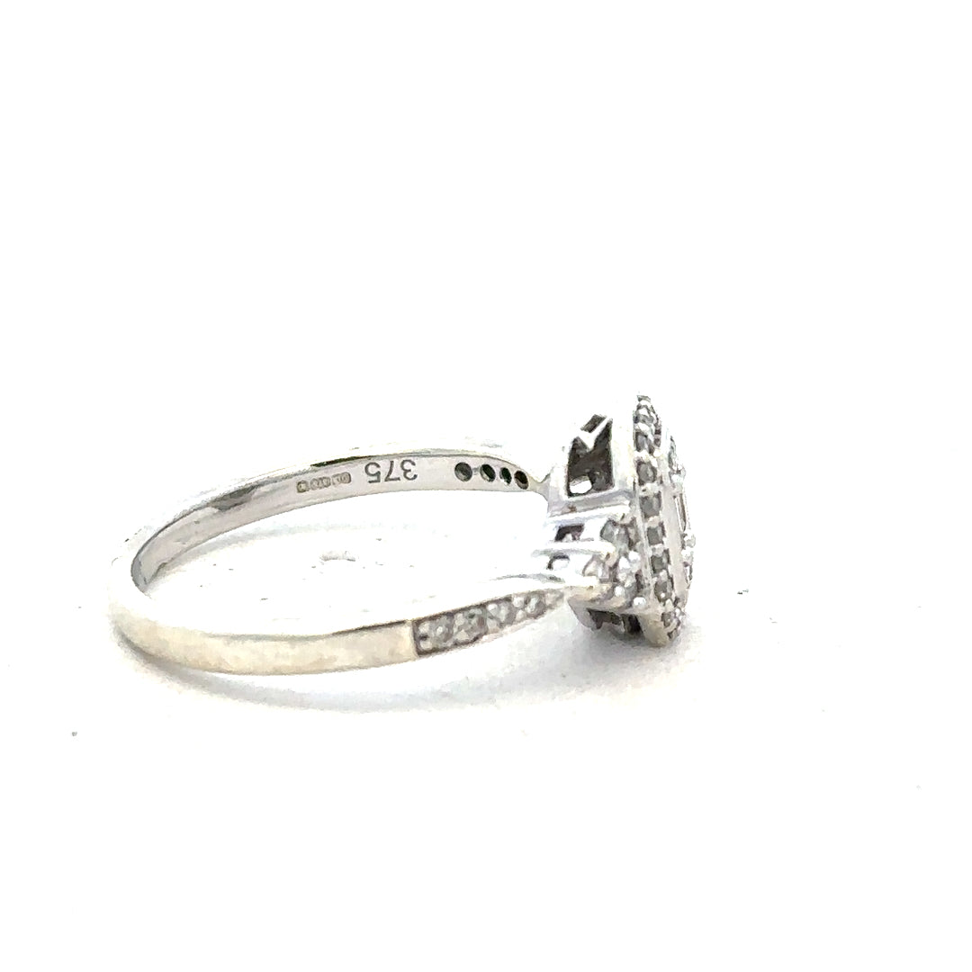 9ct white gold diamond ring with 0.35 carat center stone, size J, featuring a sleek and elegant design.