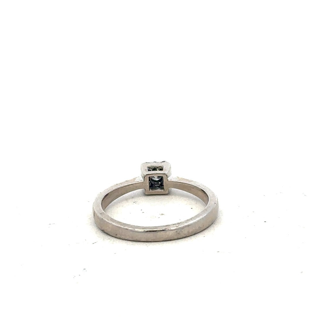 9ct white gold diamond ring with 15pts of sparkling diamonds, size K1/2, showcasing elegant jewelry design.