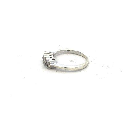 9ct white gold diamond ring with 25pts of diamonds in size I1/2, showcasing the elegant jewelry design.