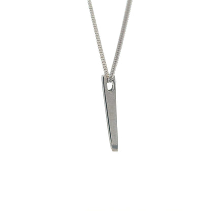 9ct white gold chain with 18ct 0.25 carat diamond pendant, showcasing elegant jewelry design and sparkling gemstone details.
