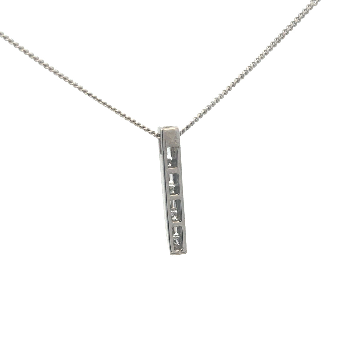 9ct white gold chain with an 18ct diamond pendant featuring 0.25 carats of sparkling diamonds on a simple, elegant chain.