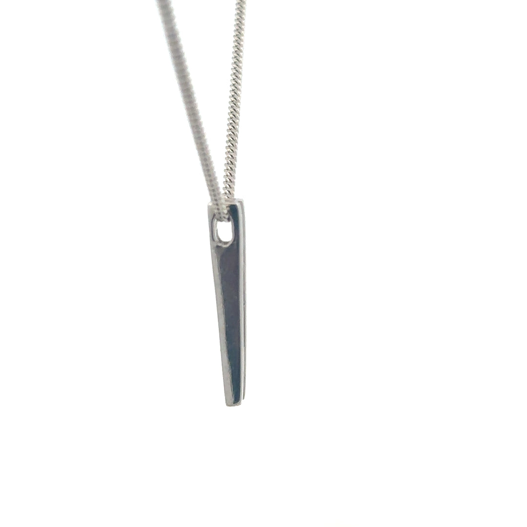 9ct white gold chain with 18ct 0.25 carat diamond pendant, showcasing elegant jewelry design and sparkling gemstone detail.