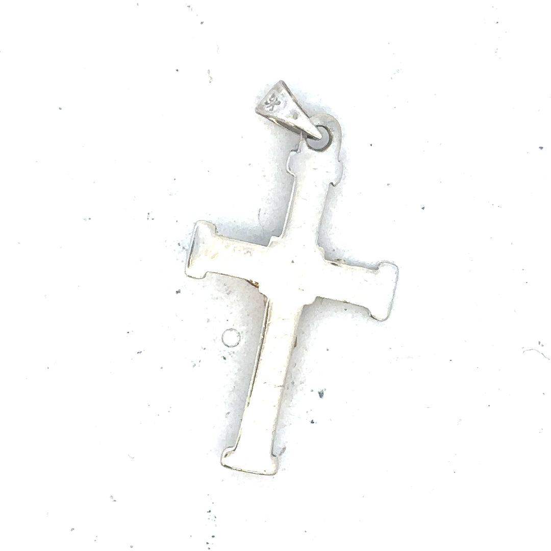 9ct white gold cross pendant weighing 1.7g, featuring a simple and elegant design, suitable for everyday wear.