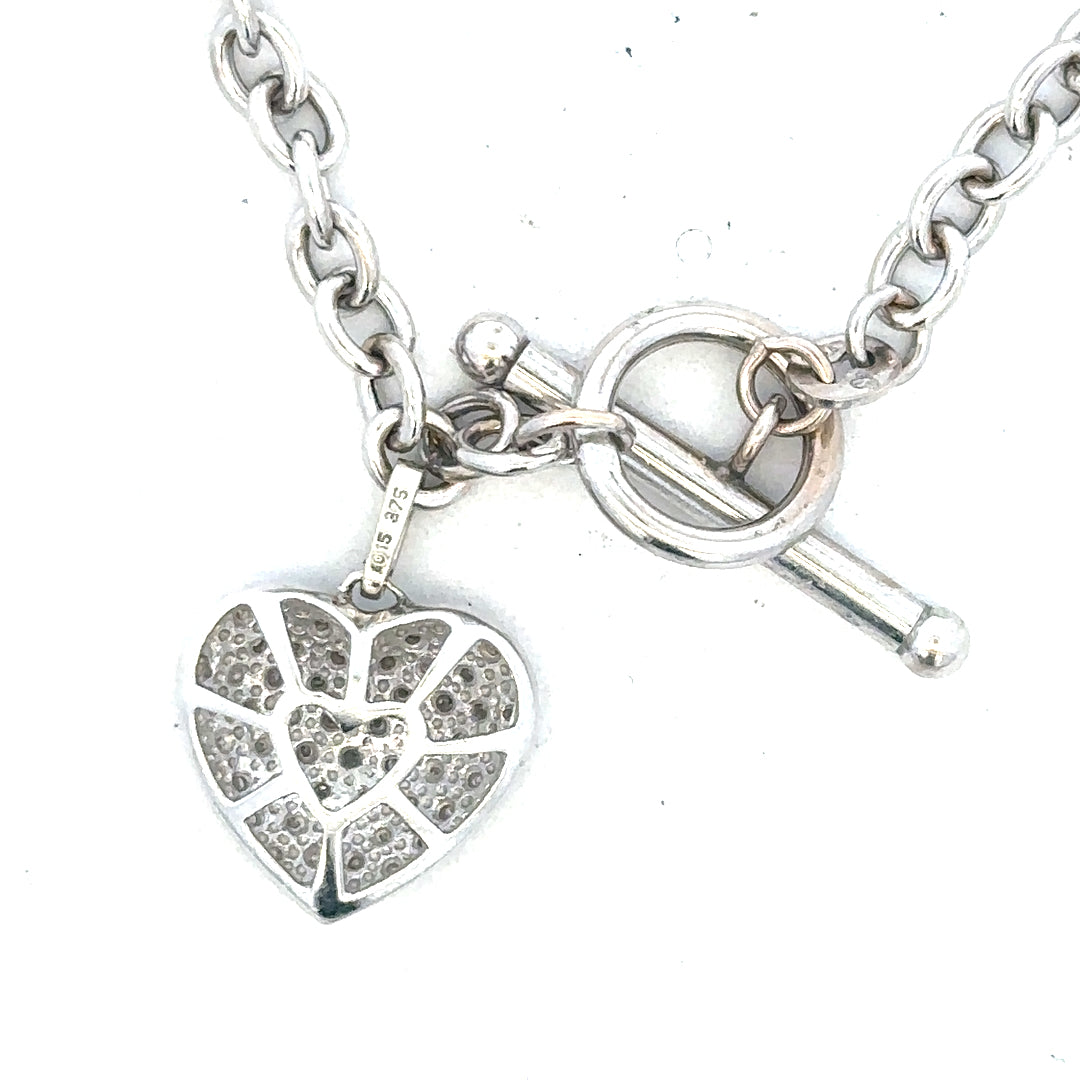 9ct white gold diamond bracelet with delicate chain and sparkling diamonds, lightweight 5.4g, unbranded jewelry accessory.