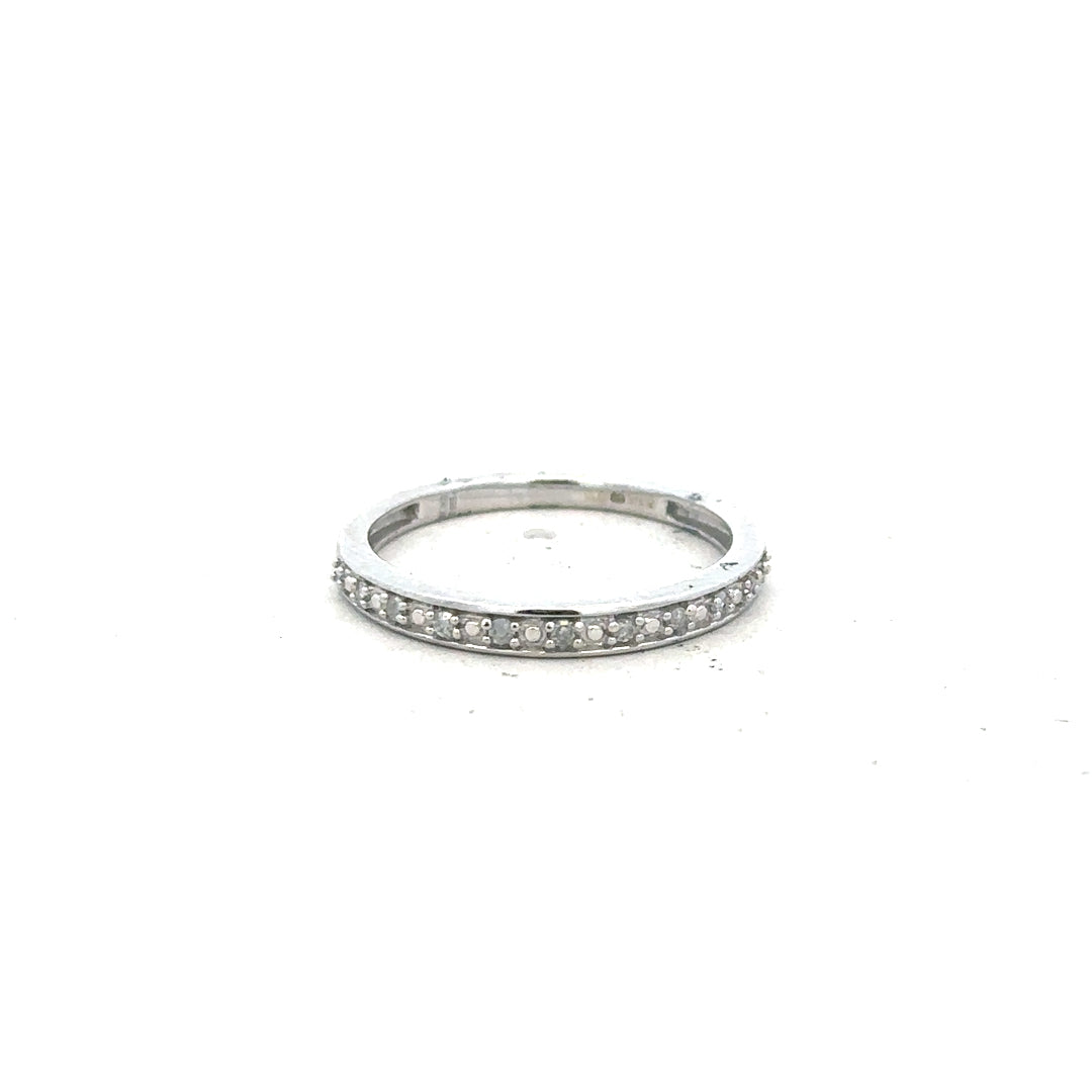 9ct white gold diamond ring in size J1/2 with sparkling diamonds, natural style, unbranded jewelry image