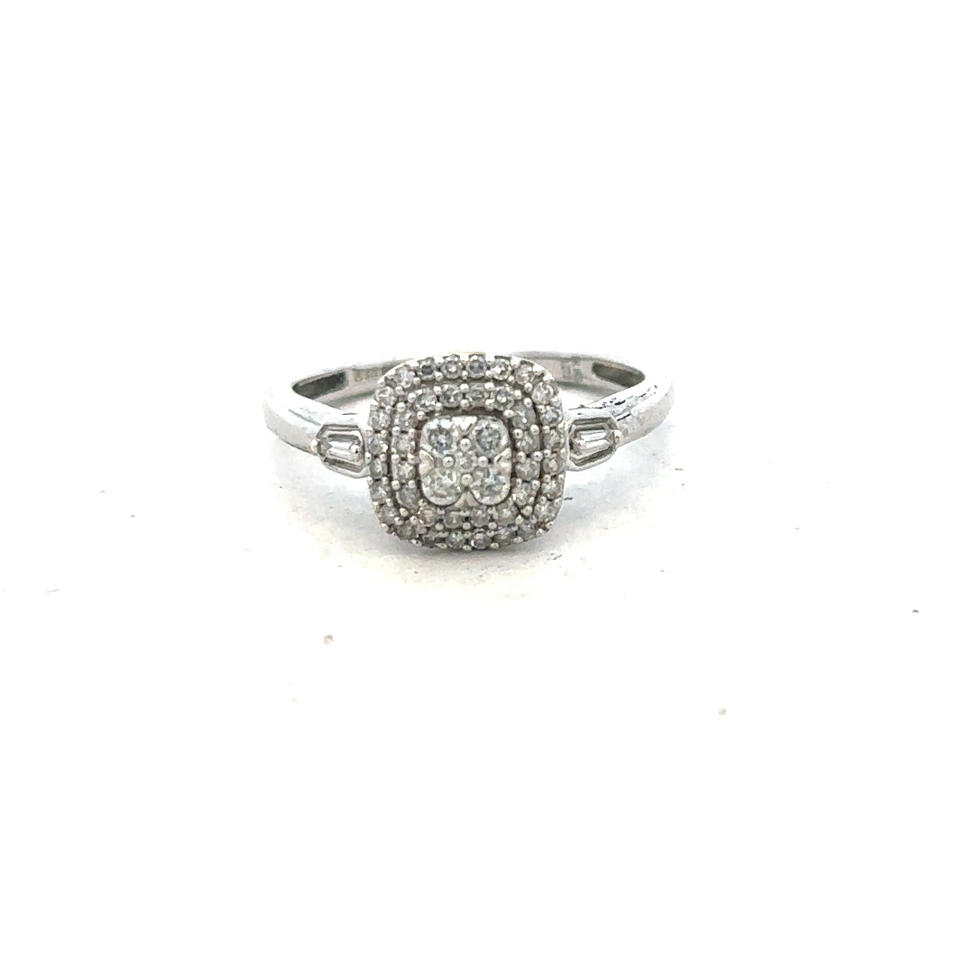 9ct white gold diamond ring size K, unbranded with sparkling diamonds, showcasing a elegant and detailed design.