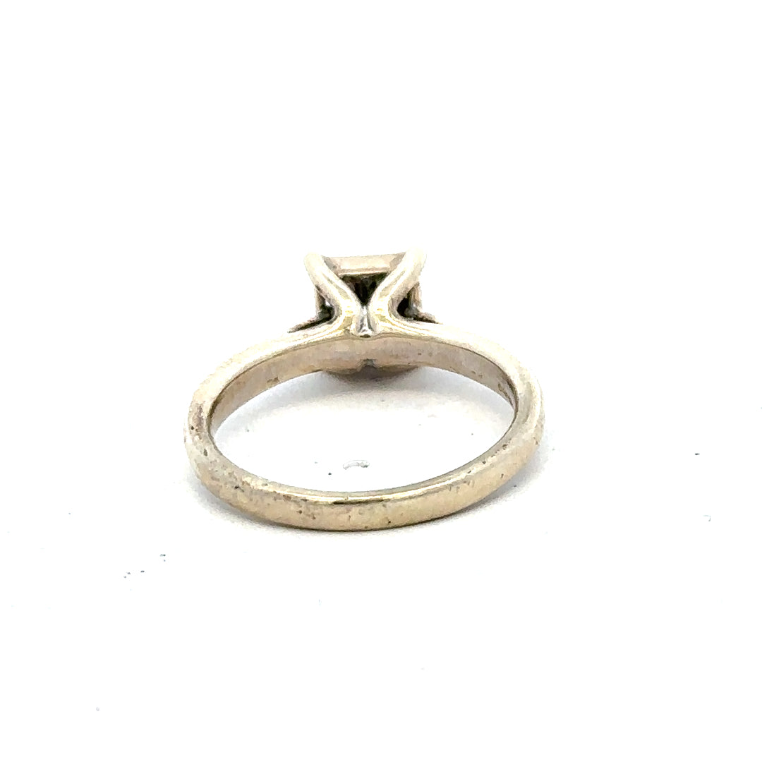 9ct white gold diamond ring in size L1/2, featuring a sparkling diamond set in a sleek, elegant unbranded design.