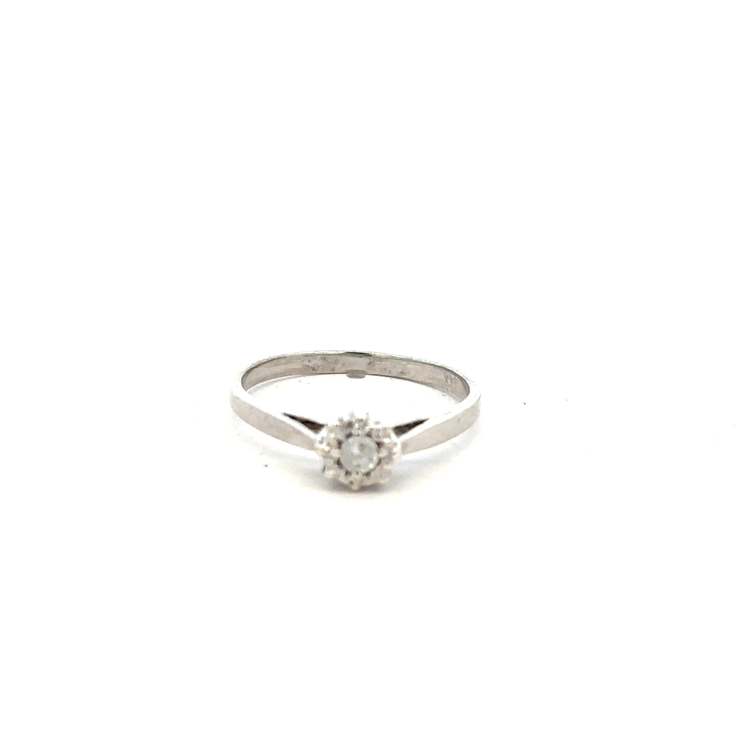 9ct white gold diamond ring in size N with a sparkling diamond, featuring a sleek, elegant design.