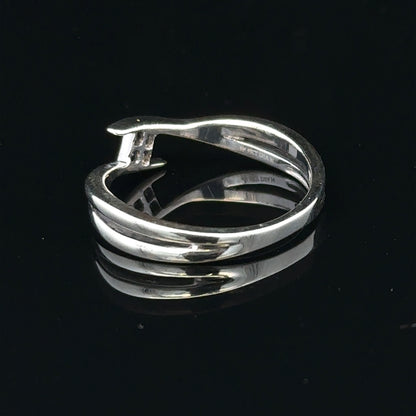 9ct white gold diamond ring size O with sparkling diamonds, showcasing elegant jewelry design and fine craftsmanship.