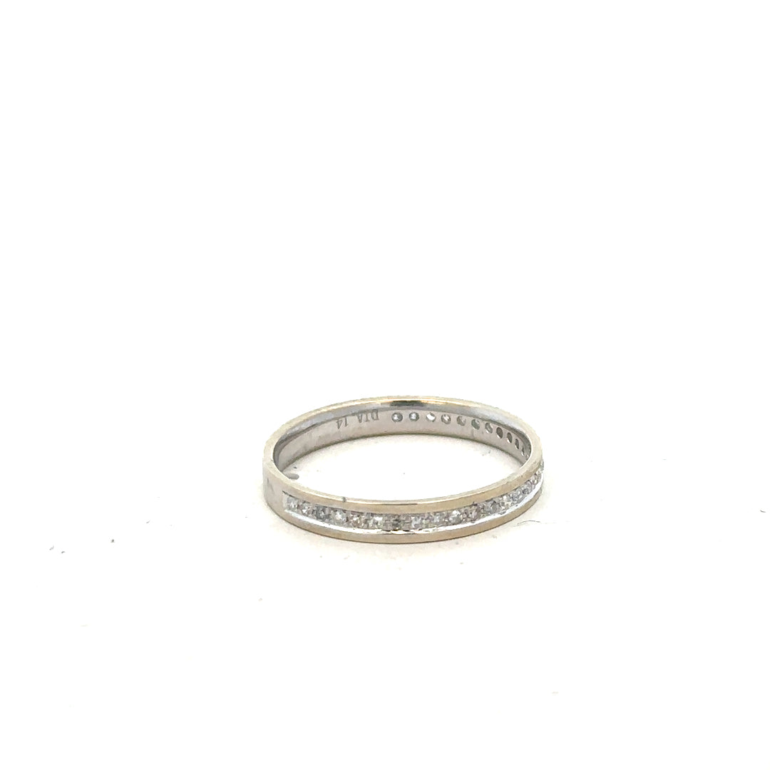 9ct white gold diamond ring size O1/2 with sparkling diamonds, unbranded jewelry piece, elegant and finely crafted.