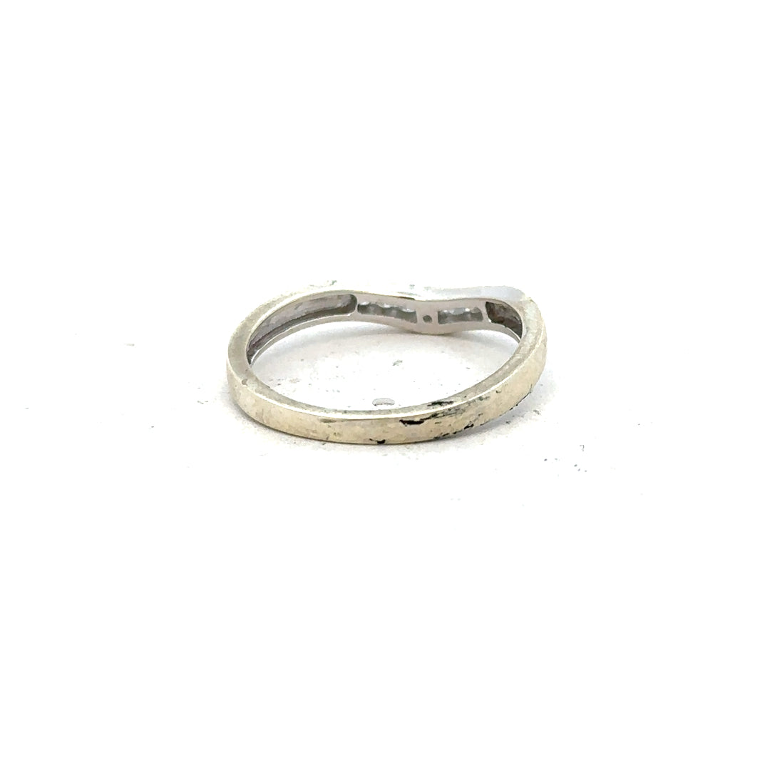 9ct white gold diamond ring in size P with sparkling diamonds, unbranded jewelry perfect for elegant occasions.