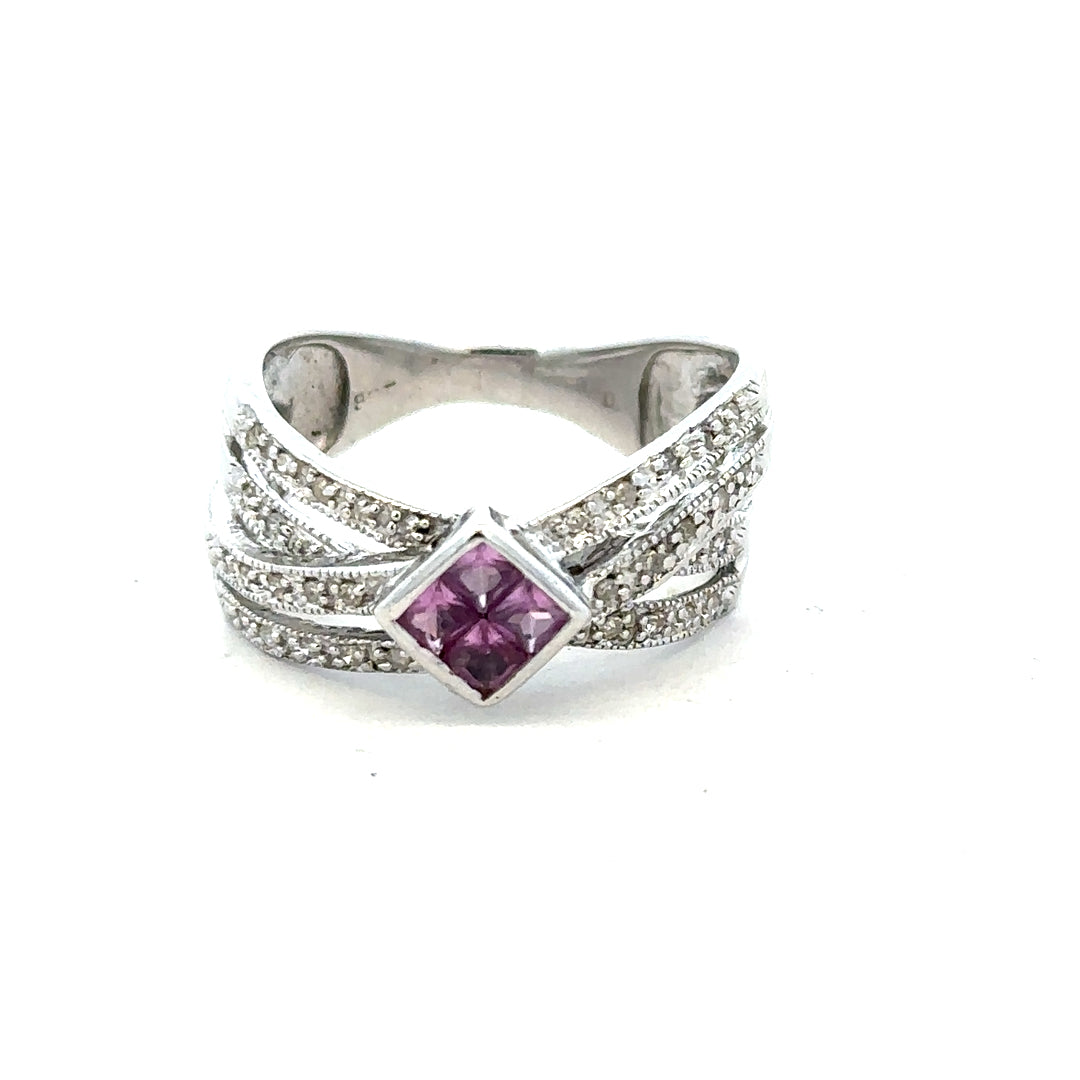 9ct white gold diamond ring in size Q with sparkling diamonds, showcasing elegant jewelry design and craftsmanship.