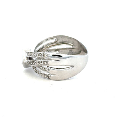 9ct white gold diamond ring in size Q with sparkling diamonds, showcasing an elegant unbranded jewelry design.