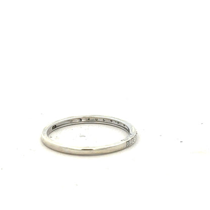 9ct white gold diamond ring in size S with sparkling diamonds, unbranded jewelry, showcasing elegant design and fine craftsmanship.