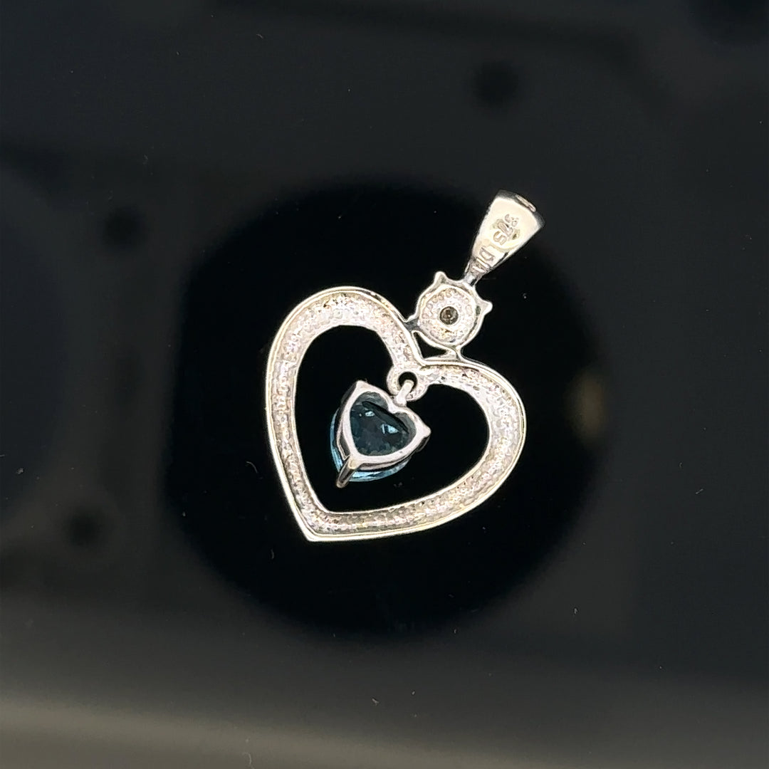 9ct white gold pendant weighing 1.2g, unbranded jewelry accessory, showcasing a polished, elegant pendant design.