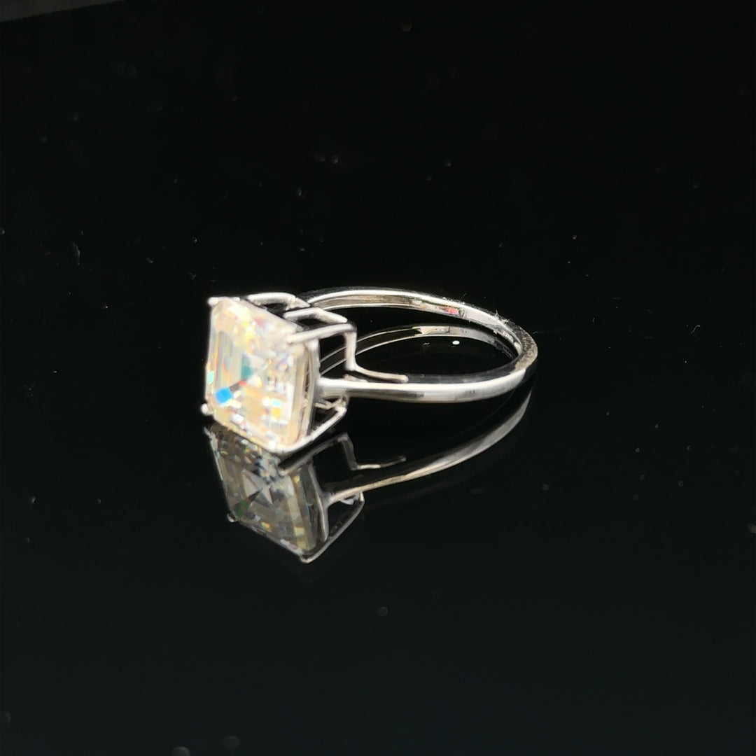 9ct white gold ring in size L with a simple polished band, unbranded jewelry for elegant style.
