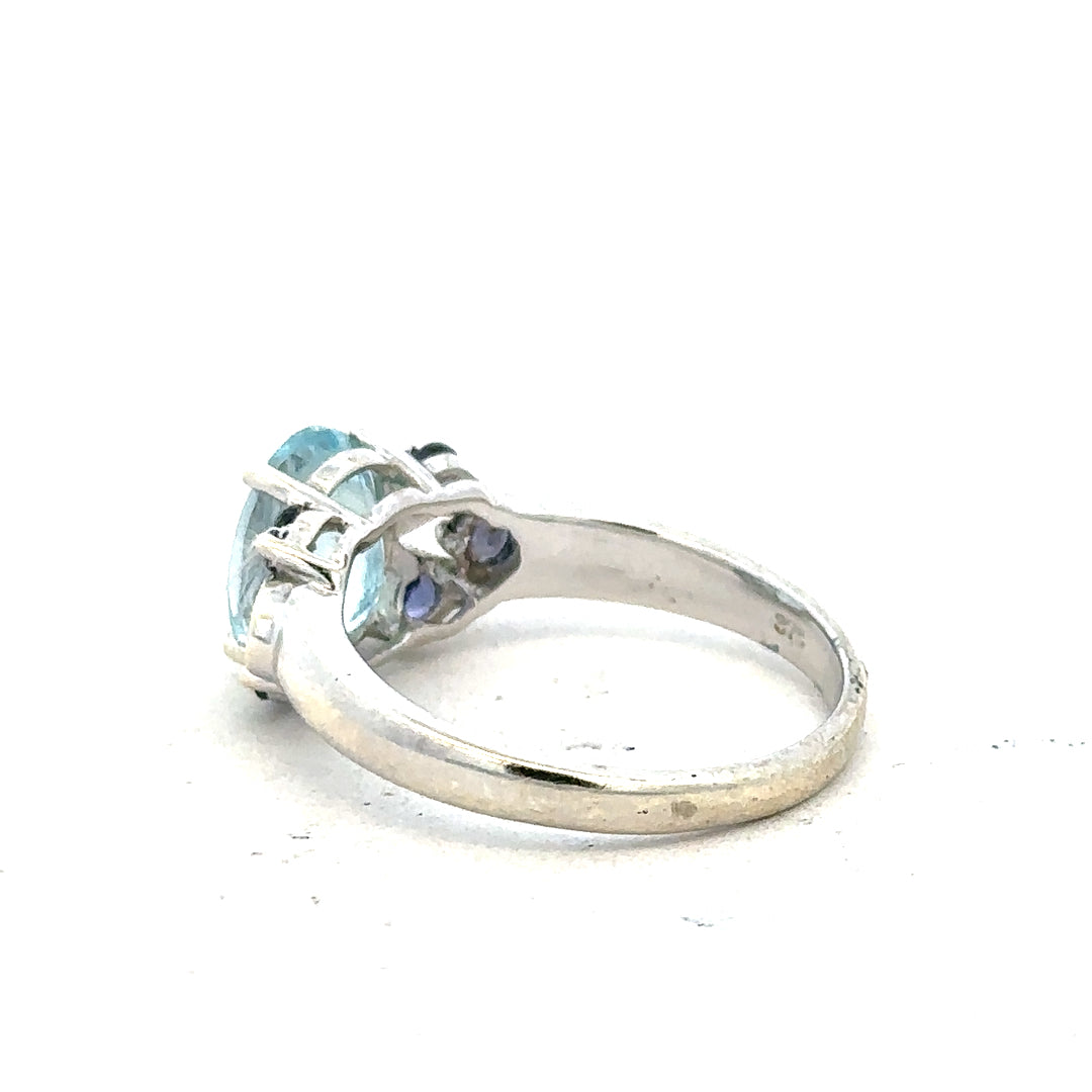 9ct white gold ring in size N, featuring a sleek and polished band, unbranded jewelry piece perfect for elegant style.